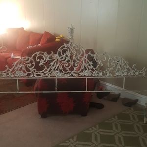 Kingsize headboard